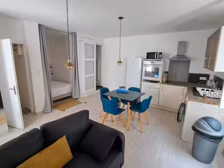 charmant studio lumineux centre ville d'aubagne