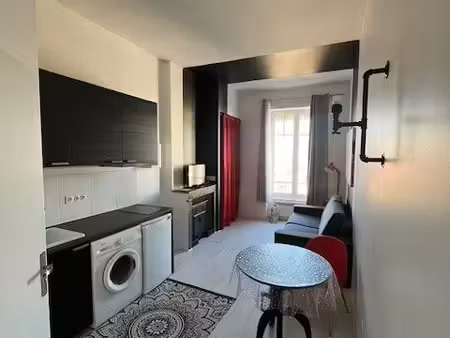 studio 1 pièce 18 m²