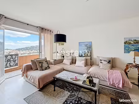 appartement 2 pièces 64 m²