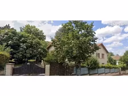 maison saint fons limite venissieux