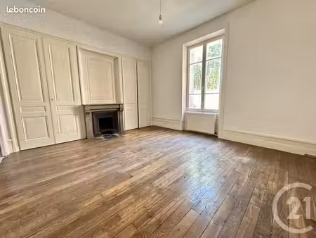 appartement 2 pièces 54 m²