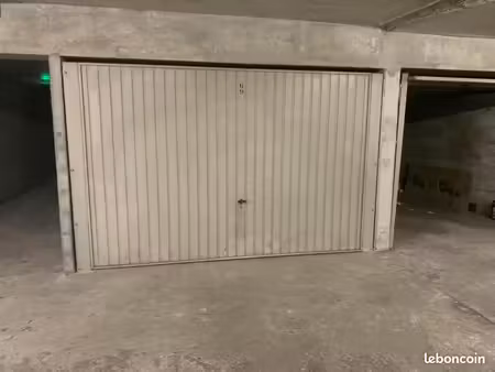 garage/box 16 m² francheville