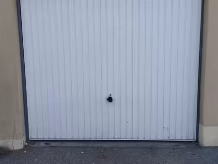garage/box 17 m² oullins
