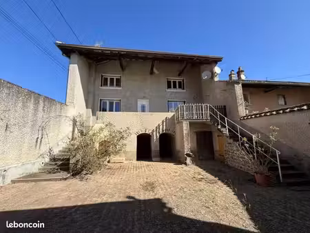 maison 4 pièces 122 m²