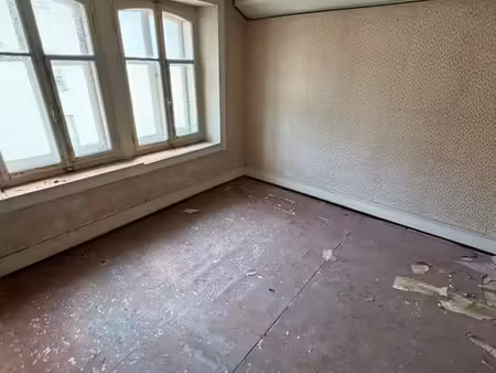 bien à rénover 111m2 villers-le-lac
