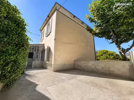appartement 4 pièces 102 m²