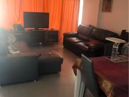 appartement t4 83 m² avec balcon filant