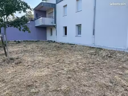 appartement t3 68m2 avec jardin privatif de 223m2  parking + garage de 2023