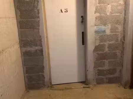 location cave 9m2