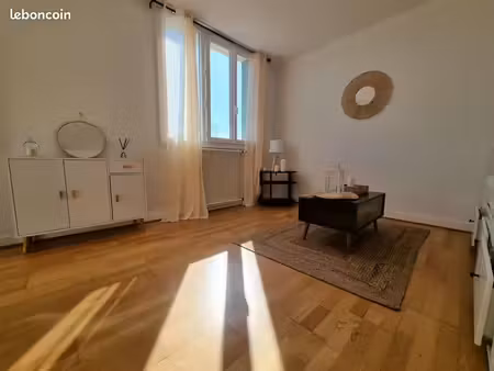 appartement t1 de 28 m² rénové et meublé – déjà loué – idéal investisseur – 65 000