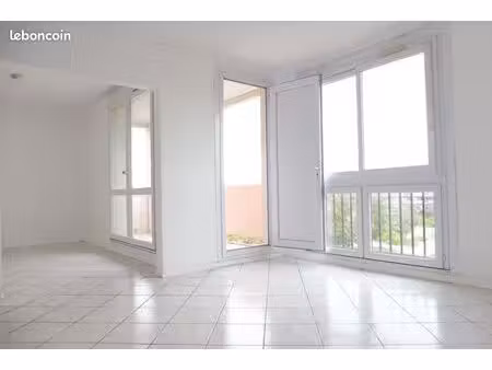 appartement 3 pièces 69 m²