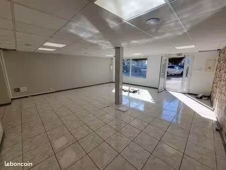 local commercial 75 m² l'isle-sur-le-doubs