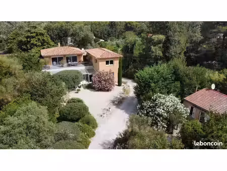 villa en viager 6 pièces 225 m²