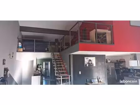 duplex 170 m2 en ville avec parking