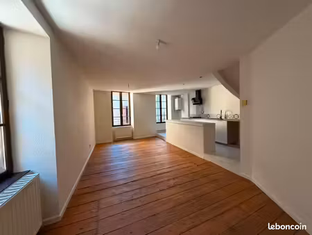 appartement t4 de 80 m² – 3 chambres - romans