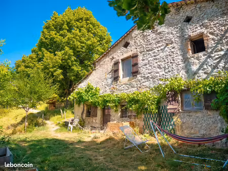 ancien gîte de groupe au cœur de la vallée de la drôme – 385 m2 et 4 6 hectares de nature 