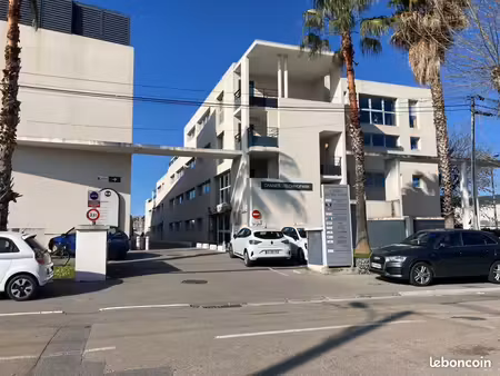 bureaux 63 m² cannes