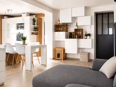 maison pusignan