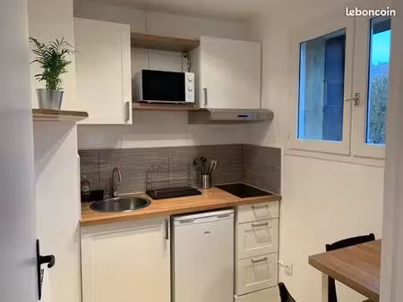 studio meublé de 31 m² – rentabilité proche de 9 % – parking & cave – conches-en-ouche