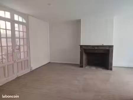 local commercial à louer – centre-ville d’évreux (26 m²)