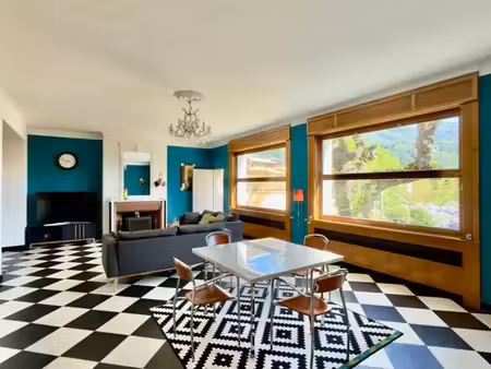 maison de caractère de 185 m² avec jardin  terrasses et dépendances centre de nyons