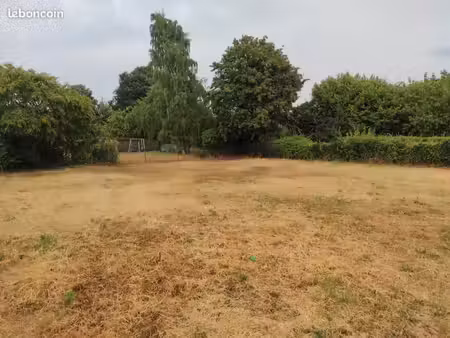 terrain 668 m² mezieres en vexin