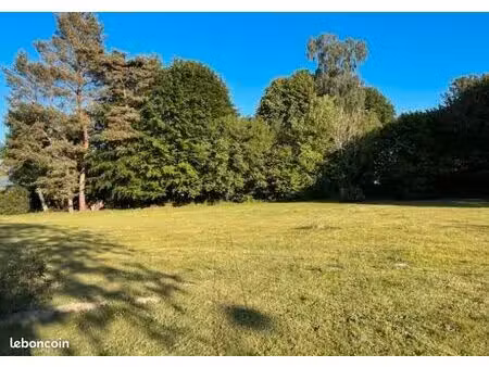 terrain 2 070 m² montfort sur risle