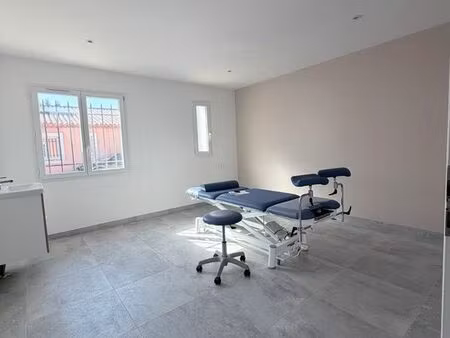 bureau/ salle - pôle médical et professionnel