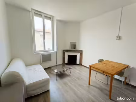 loue t2 meublé 38m2 idéal étudiant  jeune(s) actif(s)