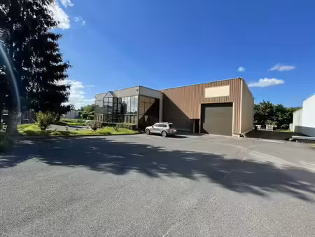 vente local d’activités marines 95640 750m²