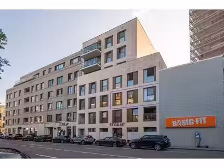 appartement ben aux finitions luxueuses  avec 3 chambres et