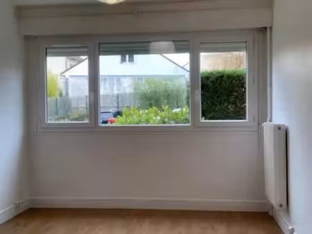 location appartement 1 pièce 26.25 m² à palaiseau (91120)  634 €