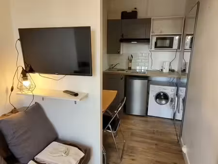 studio coeur de ville 10 m² entièrement équipé