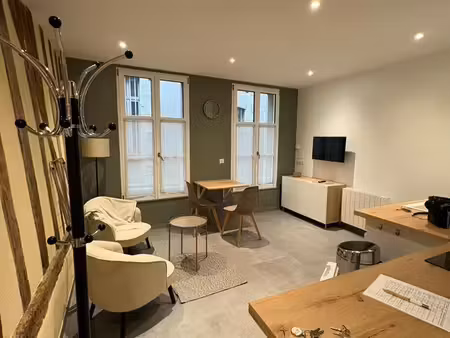 studio rénové à vendre – centre-ville de chartres – prêt à louer