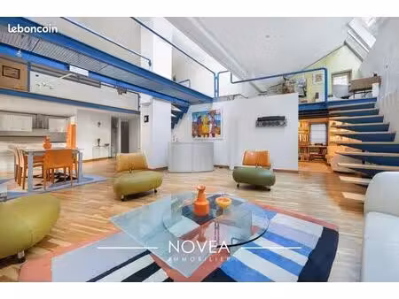 loft 4 pièces 168 m²