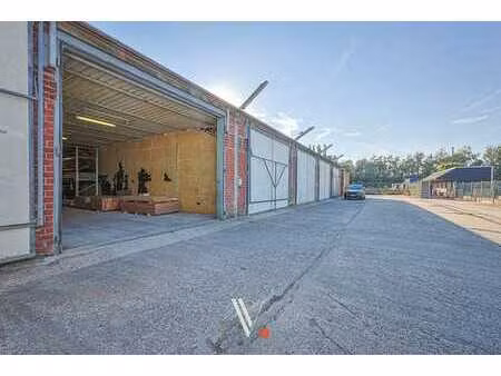 verzorgde opslagplaats van 120 m² in izegem
