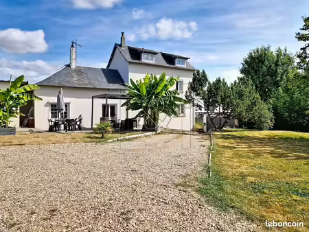 propriété 8 pièces 171 m²