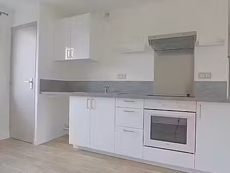 location appartement 2 pièces 39.55 m² à montdidier (80500)  490 €