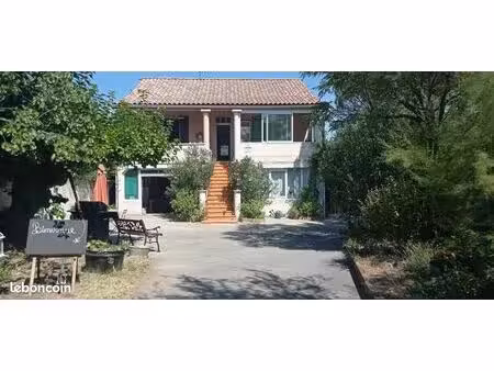 maison individuel 3 logements sur 1400m2