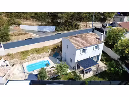 13113 - la destrousse. villa 4 pièces 80m2 sur un terrain de