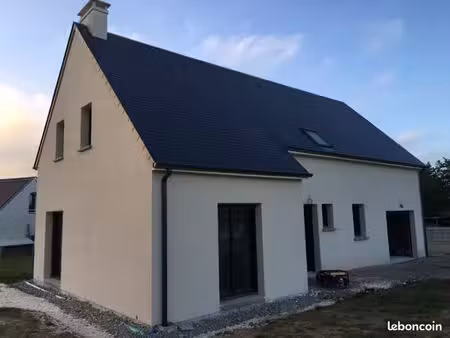 maison 90 m² lampaul guimiliau