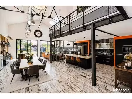 maison 6 pièces 263 m²