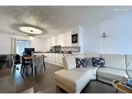 maison 6 pièces 110 m²