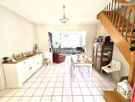 maison 6 pièces 112 m²