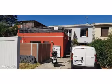 vends maison toute renovee quartier mairie 200m2 3 appartements