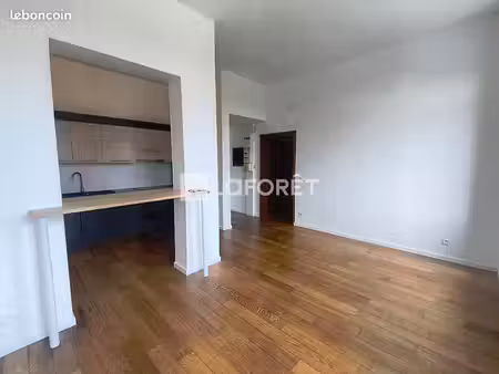 appartement 4 pièces 80 m²