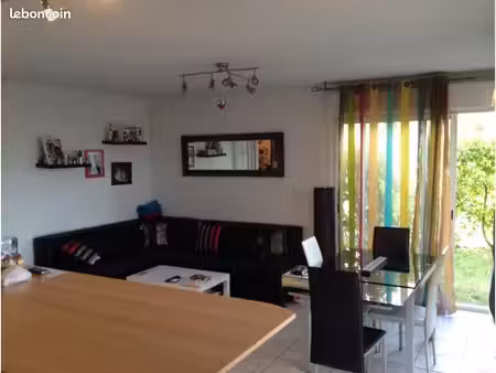 t2 appartement 60m2 rez de jardin + véranda + garage sécurisé