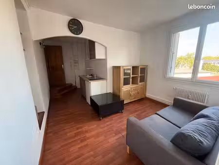 appartement meublé 25 m² avec vue sur basilique sainte clotilde – reims sainte-anne