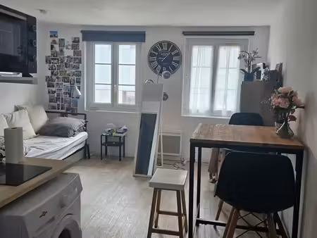 studio meublé 485 tcc
