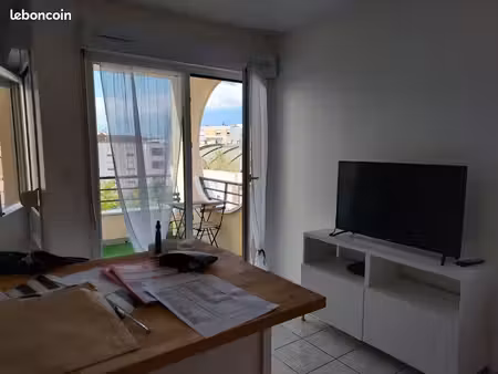 loue t2 meublé +garage